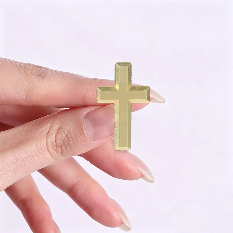 Klassischer, schlichter Metallkreuz-Abzeichen-Anstecker mit religiösem Motiv, Emaille, spiritueller Anstecker für Anzug, Revers, Rucksack, Dekoration, Geschenk – Detail 8