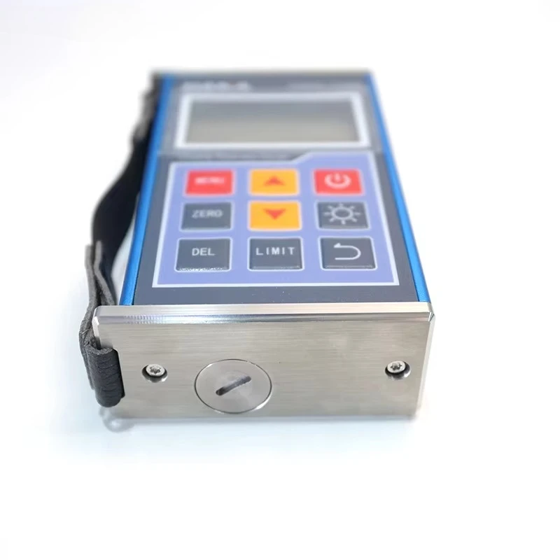 C320 طلاء السيارات الرقمية قياس سمك متر فيلم جاف قياس سمك متر للكشف عن المعادن الصناعية