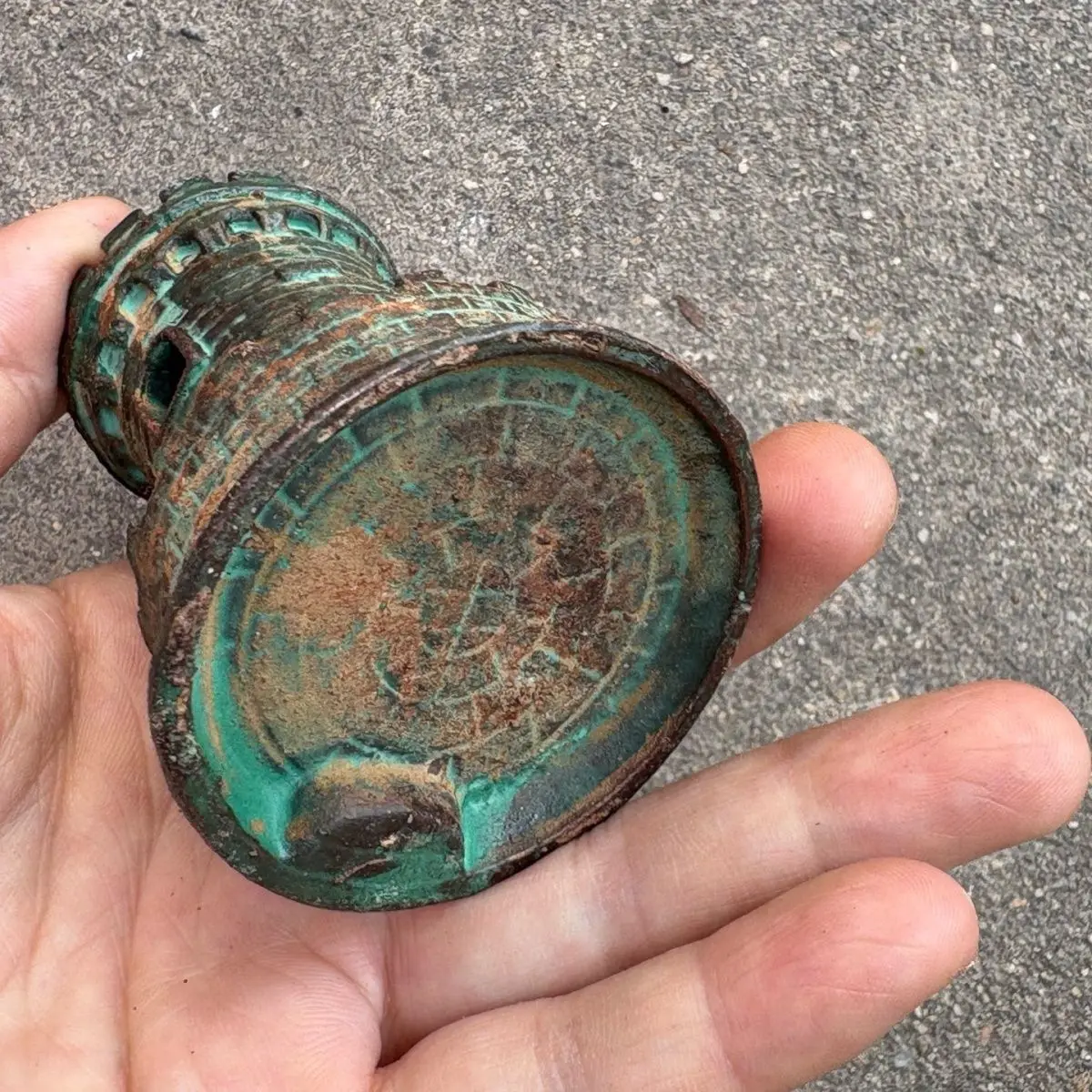 Collection Bronze Art Treasures Incense Burner Alloy Burner Household Sandalwood Castle Ornament