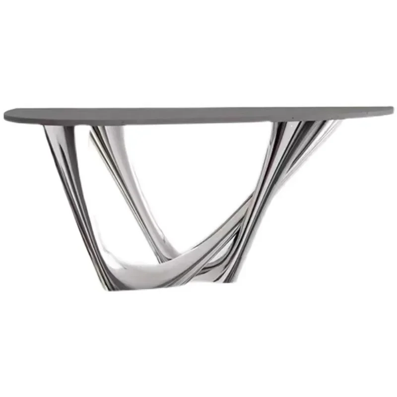 Table d'entrée de couloir contre le mur, table décorative irrégulière