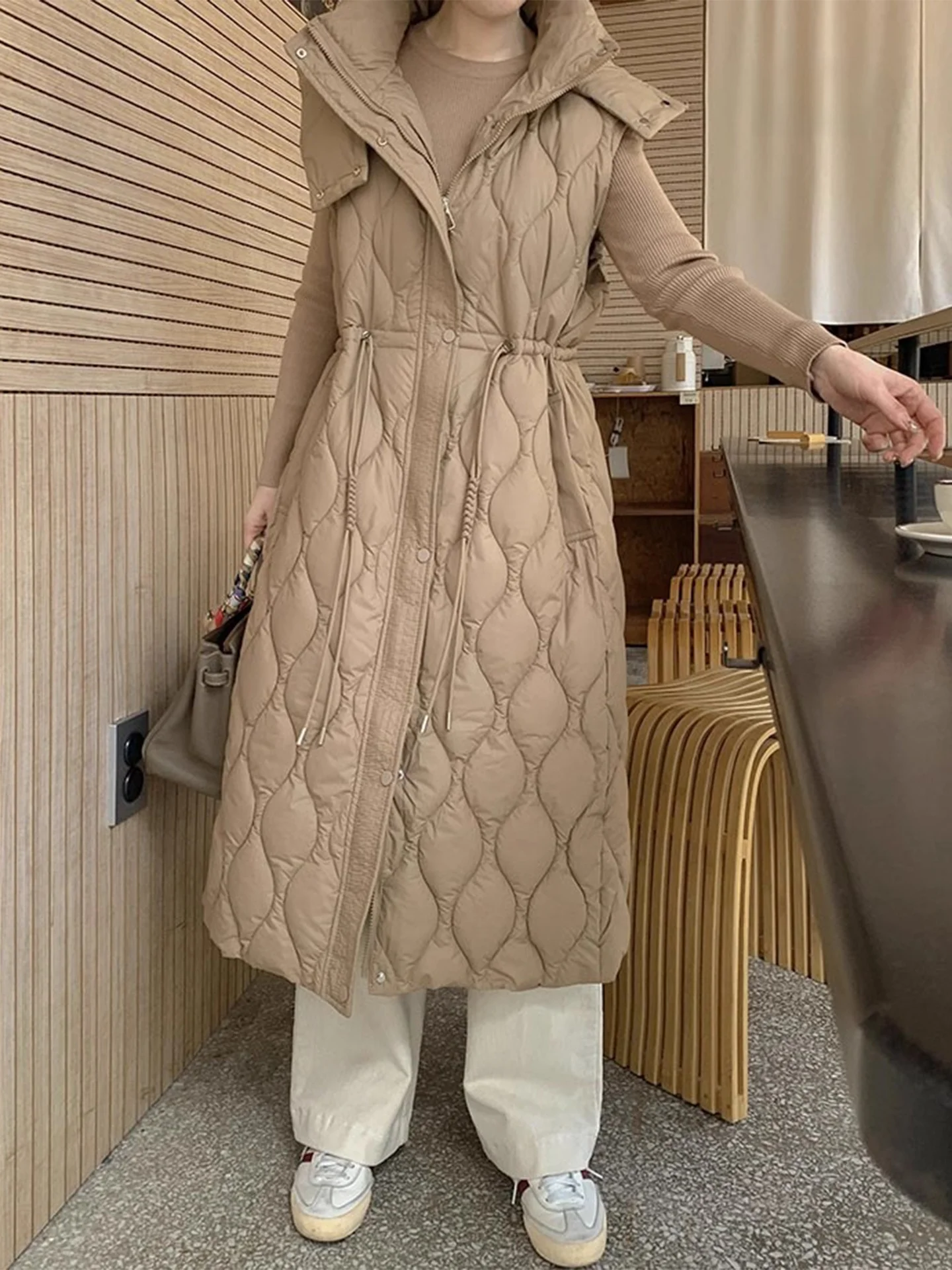 

Women's Hooded Wave Texture Vest Jaet Long Winter Coat Dstring Waist Design Korean Sle Slim Fit Cotton Outerwear