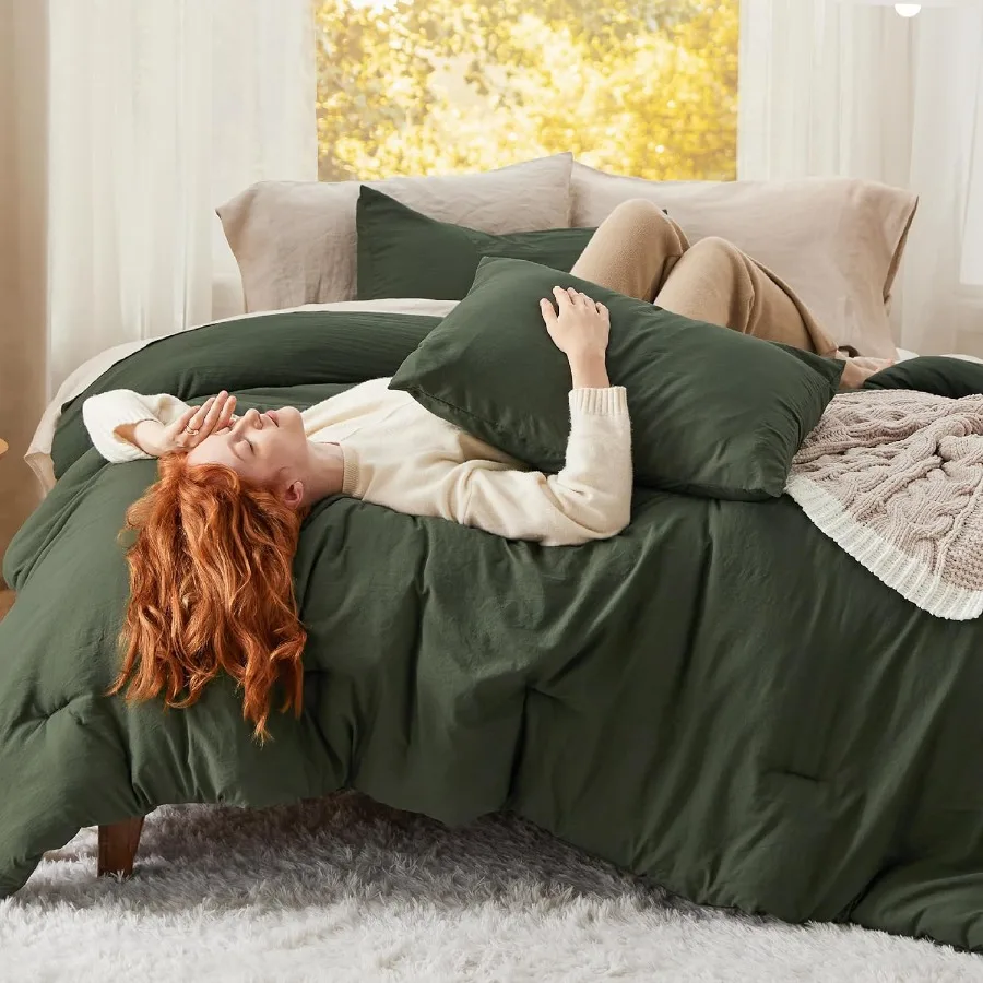 

Queen Size Comforter Set in Dark Green for All Seasons Soft Prewashed Bedding with GentleSoft Warm Down Alternative Fill Includ