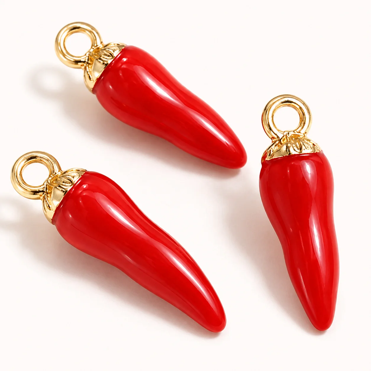 10Pcs 1.6cm Red Chili Pepper Charms Mini Resin Pendant for DIY Keychain Bag Charm Phone Strap Earring Jewelry Accessories