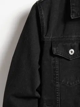 Men's Denim Jacket for Spring and Autumn. Black-Collar Denim Coat. Suitable for Daily Casual Wear. Stylish, Simple and Trendy. 3 Men's Denim Jacket for Spring and Autumn. Black-Collar Denim Coat. Suitable for Daily Casual Wear. Stylish, Simple and Trendy. 3