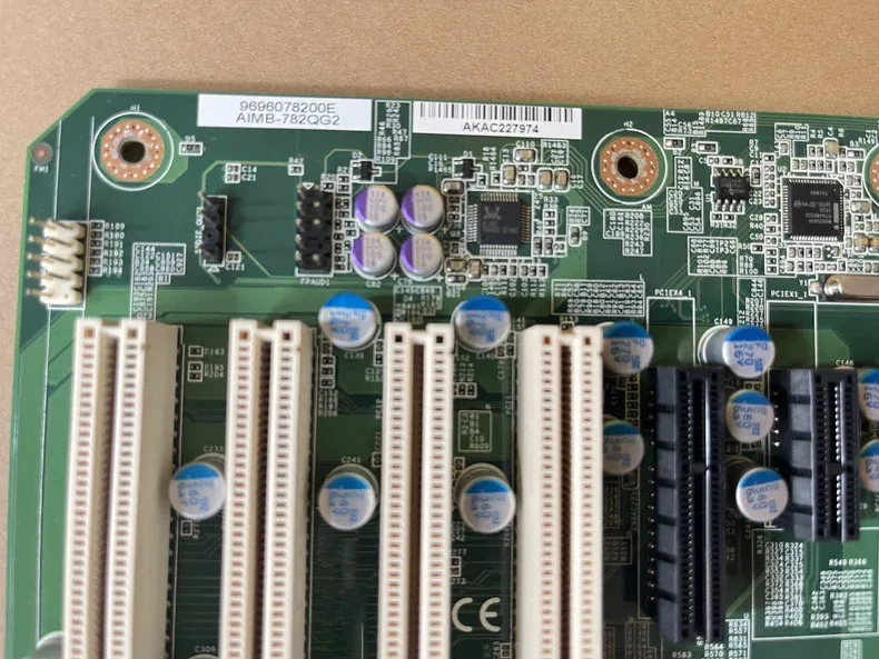 Industrial control equipment machine motherboard dual network port AIMB-782 AIMB-782 REV.A1 AIMB-782QG2 235