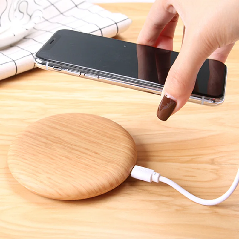 

New solid wood bamboo wood grain universal 10W fast wireless charger for iPhone 15 and Android earphones