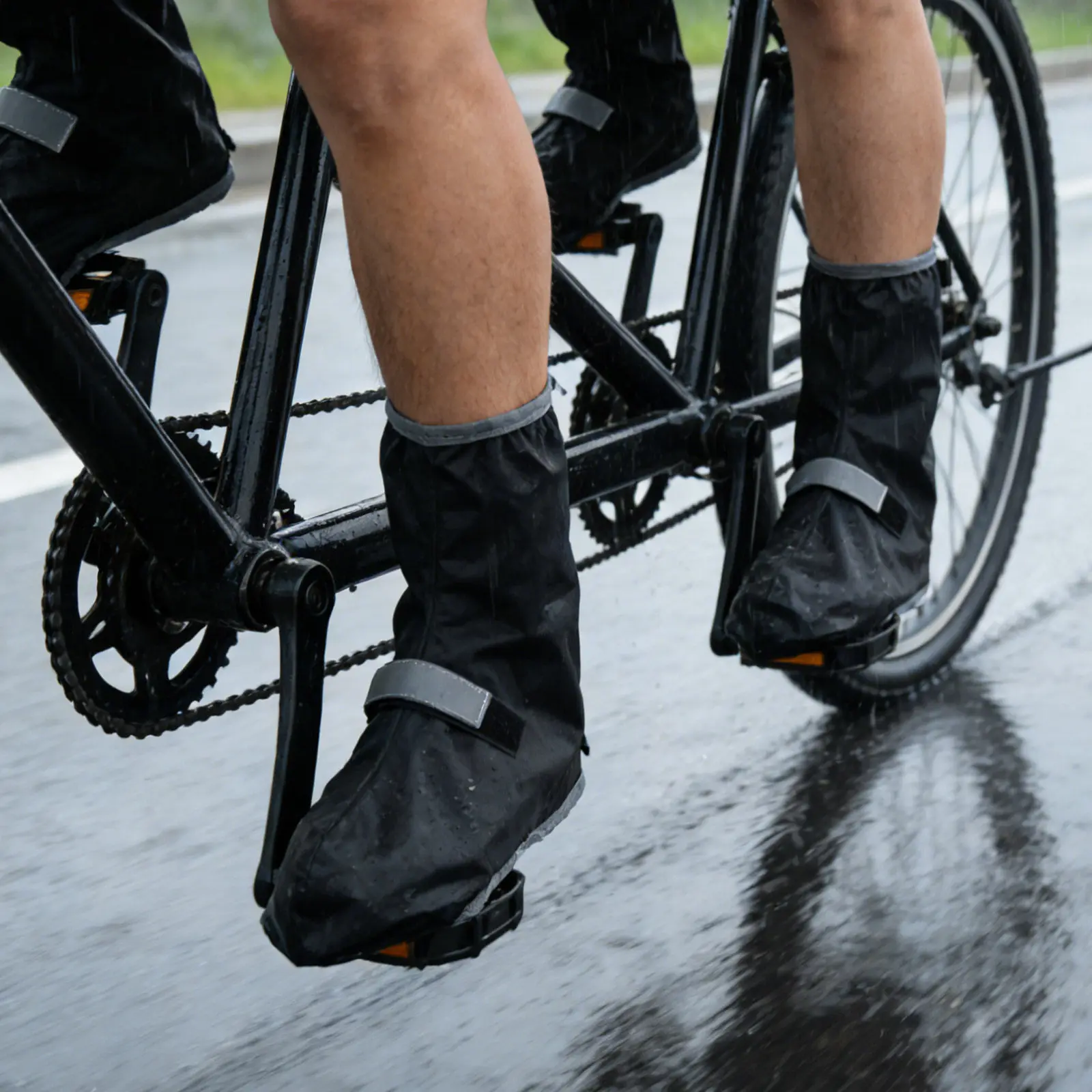 

1Pair Waterproof Shoe Covers Rainproof Non-Slip Cycling Boot Covers Outdoor Travel Shoe Protector Black Size L