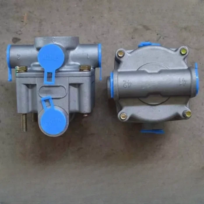 Hot Selling Dump Truck Parts  Truck Parts Differential Relay Valve Purge Valve H4356B02006A0 Fit for Truck