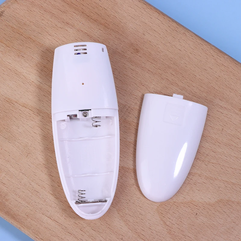 Efficient Alcohol Monitoring Portable Breathalyzer: Digital No-Contact Analyzer with LCD Screen.