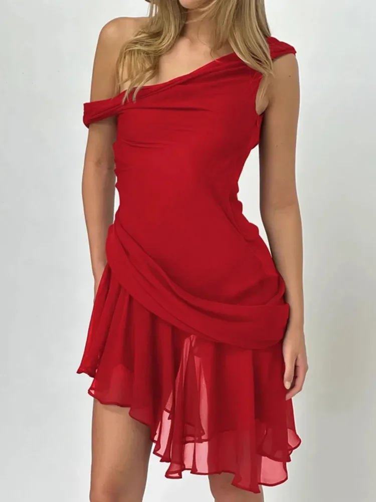 

One Shoulder Pleated Dress 2024 Summer New Patchwork Design Unique Temperament Slim Fit Dress