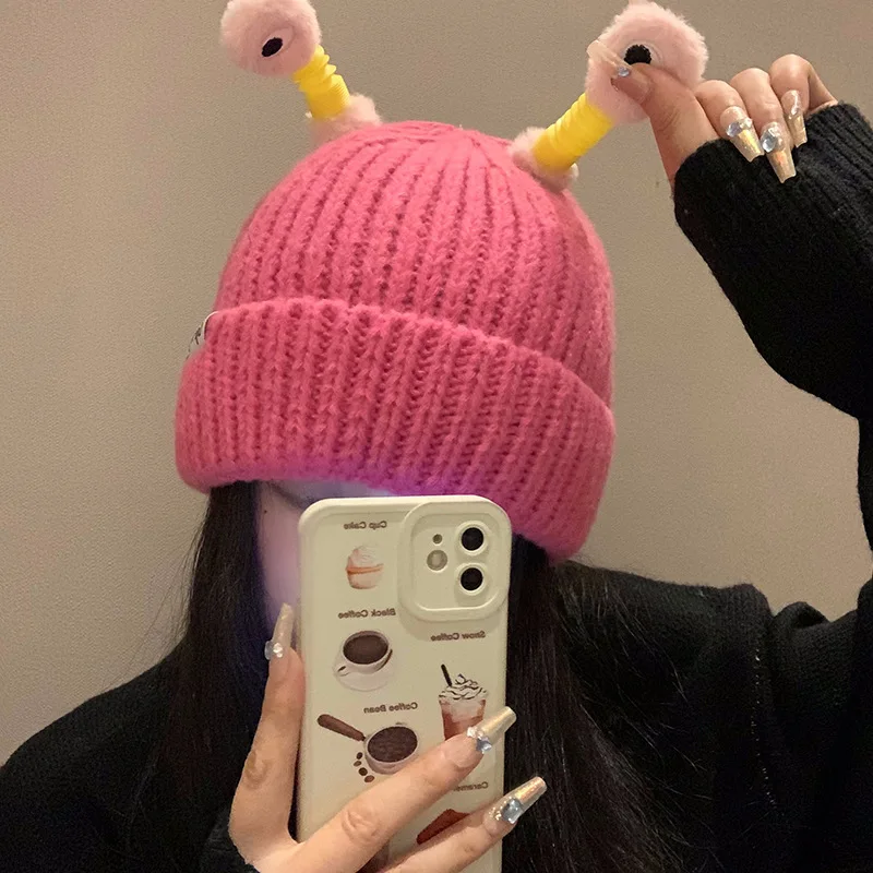 Niedliche Cartoon-schrullige lichtemittierende Tentakel-Strickmütze, Eltern-Kind-Modelle, warme Wollmütze, Augen, lichtemittierende Beanie, Monstermütze – Detail 5