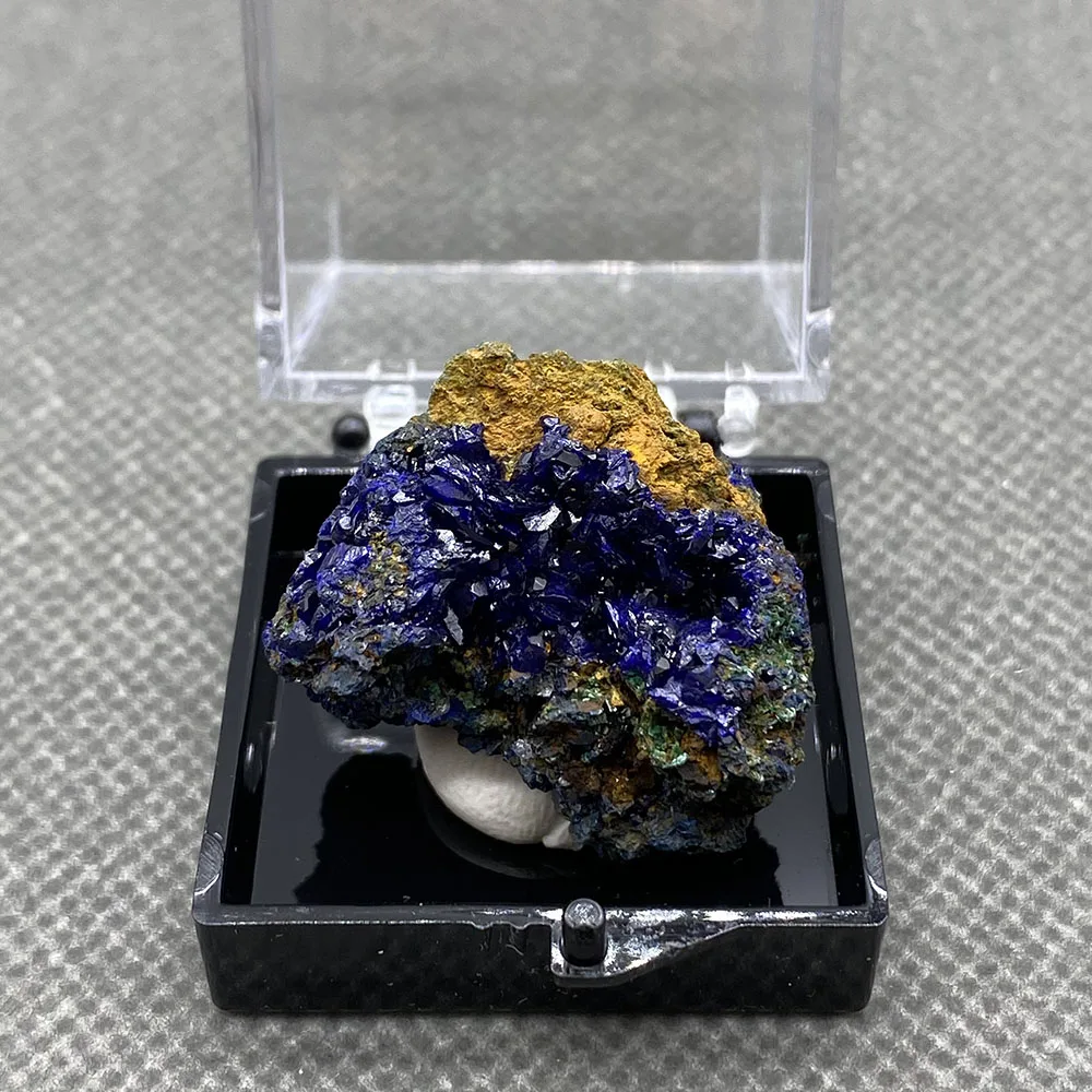 Natural beautiful Azurite and Malachite symbiotic mineral specimen crystal Stones and crystals Healing crystal Box:35mm