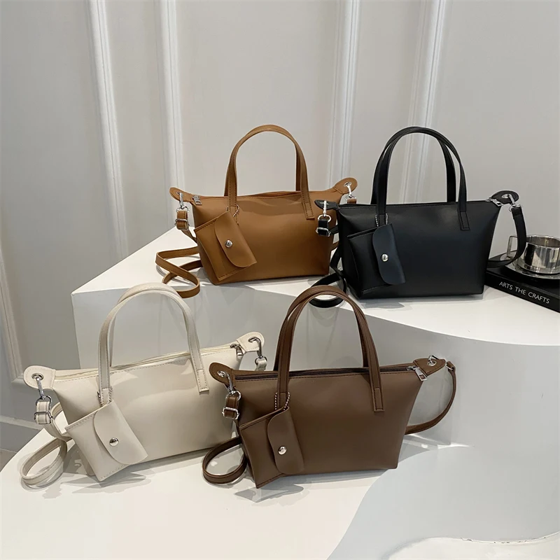 

Большая женская сумка Capaci с подушкой, новинка 2025, корейская мода, универсальная сумка на одно плечо, подмышки, высококачественное ощущение ...