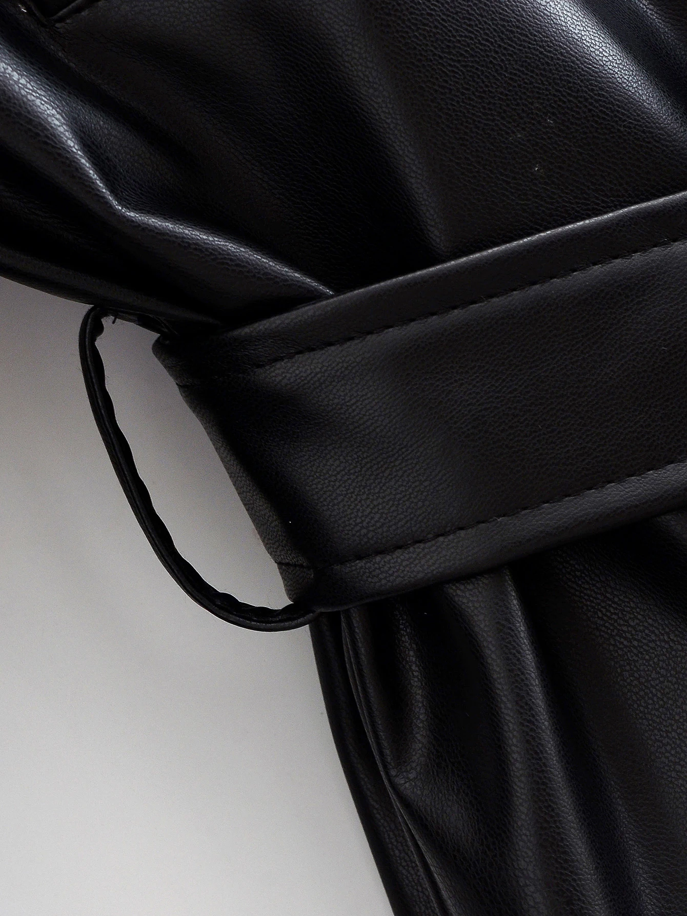 DEEABAE خريف منتج جديد للمرأة نمط قصير حزام جلد تقليد كم طويل سترة واقية قصيرة معطف جلد سترة #5