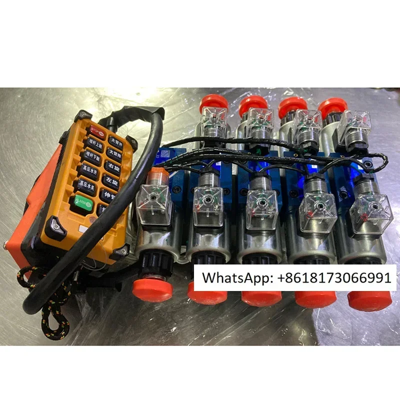 Manual electric button remote control integrated hydraulic distributor trailer transportation and cleaning sanitation vehicle