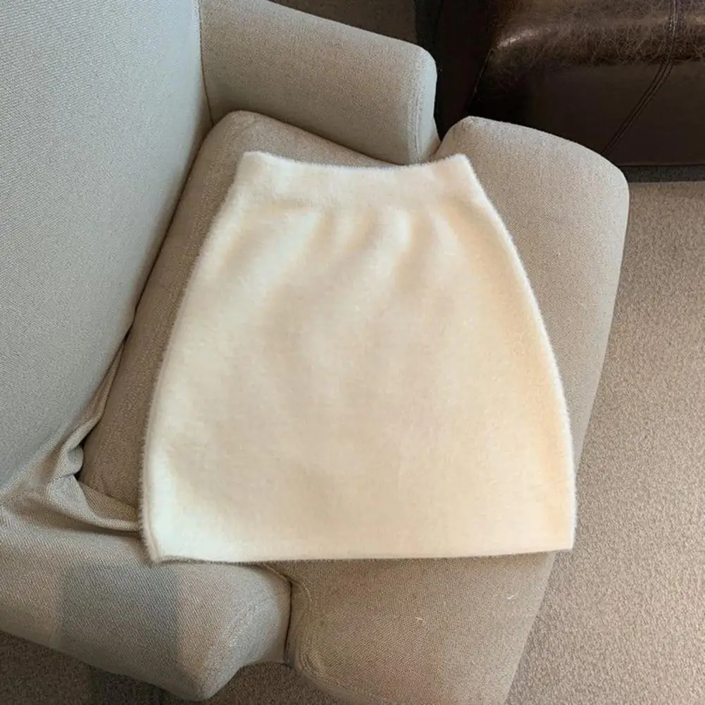 

Elastic Waist Slim Women Short Skirt Sexy Elegant All-Match Basic Mini Skirt Winter Sweet Casual Knit Imitation Mink Fur Skirt