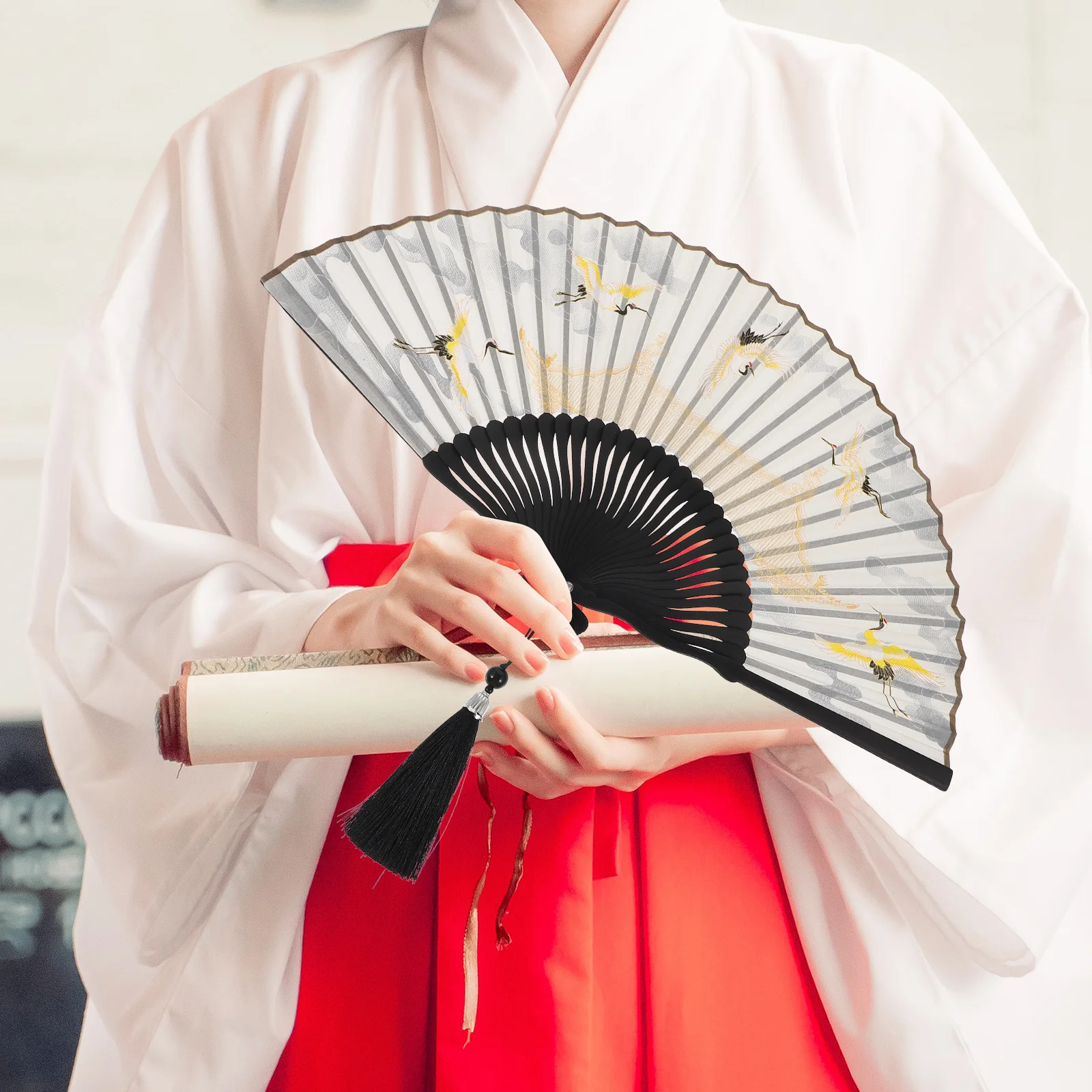 

Silk Folding Fan Vintage Chinese Style Handheld Fan for Dance Performance Portable Tassel Decorative Retro Cool Accessory