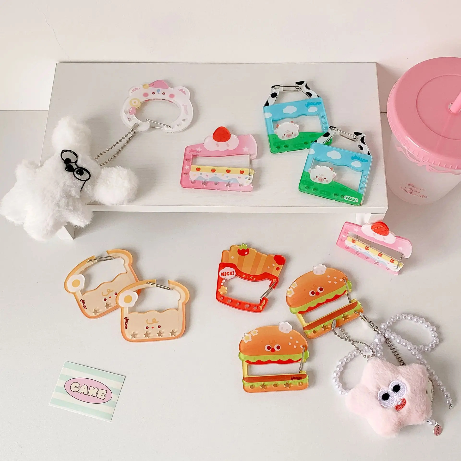 الكرتون همبرغر البطاطس المقلية الاكريليك مفتاح الديكور الحلو فتاة حقيبة سحر معلقة مشبك حلقة تسلق الطلاب حقيبة مدرسية قلادة