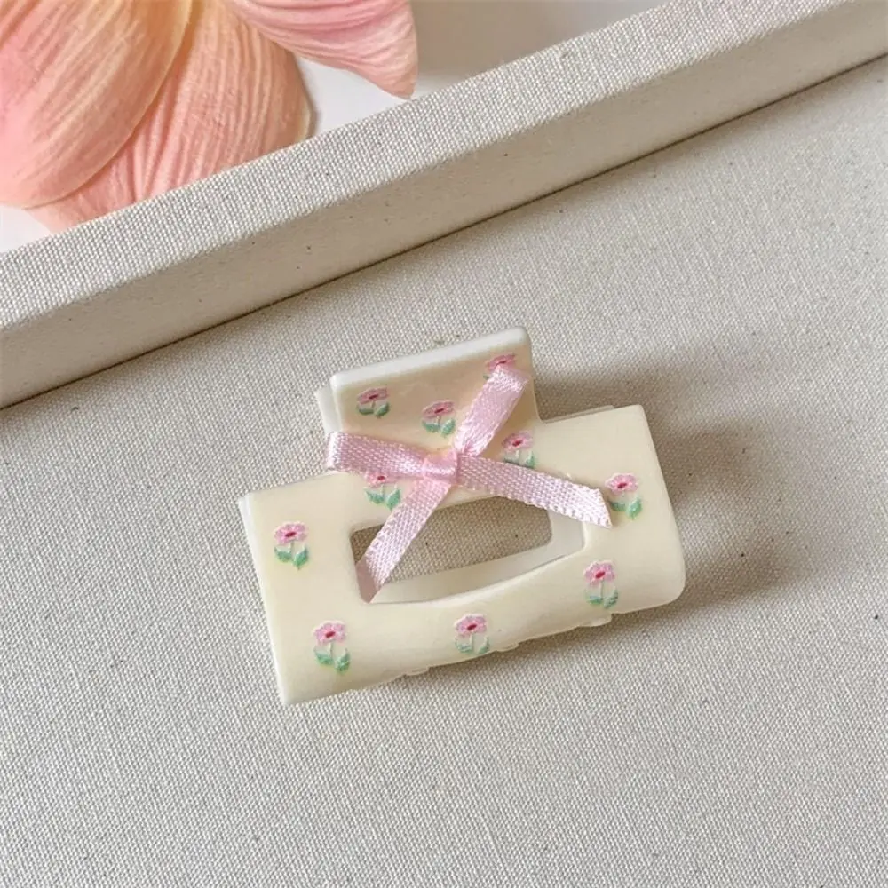 

Sweet Plastic Bowknot Hair Claw Flower Ribbon Cat Claw Clip Hollow Grab Clip Bow Shark Clip Ladies