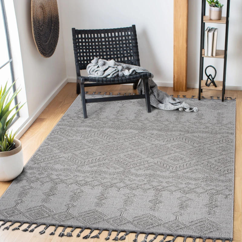 

Коллекция LOOM & LUXE 4X6 Белый/Белый/Традиционный коврик для внутреннего и наружного освещения