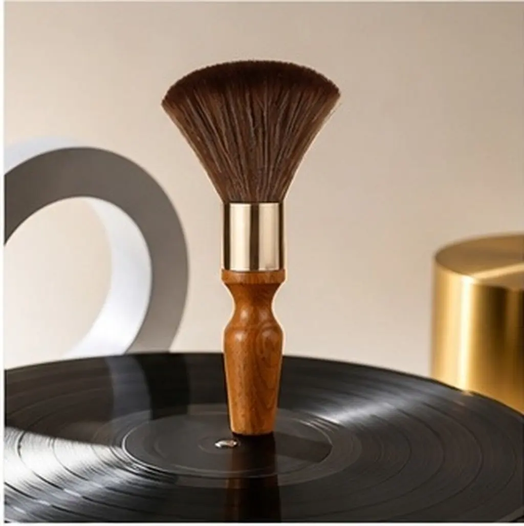 Vinyl Record Cleaning Brush Cd Album Turntable Cartridge Cleaner with Conductive Synthetic Fibers Solid Wood Handle Ergonomic