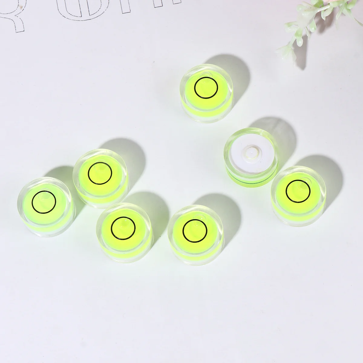 

16Pcs Circular Bubble Level 15Mm X 6Mm Compact Liquid Filled Leveler Wearable Precise Horizontal Detection Tool for Multi
