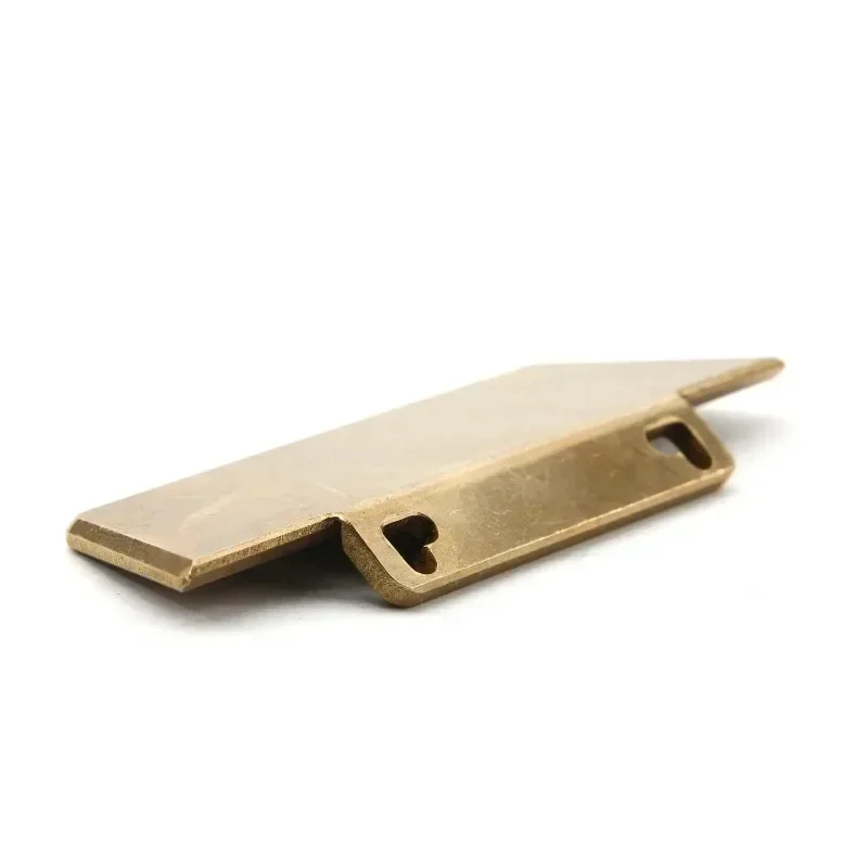 Peso del paraurti anteriore in ottone resistente: aggiornamento delle prestazioni per cingoli TRX4 SCX10 D90 RXZ10 1/10