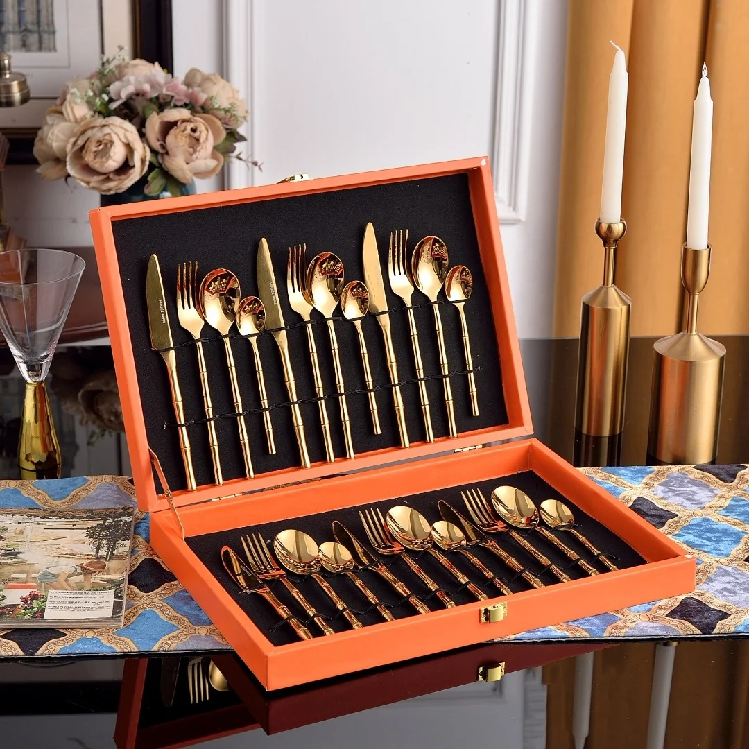 

Wholesale 24pcs stainless steel cutlery set Luxury Vintage Household Flatware Set Leather box packaging gold Knife and fork set