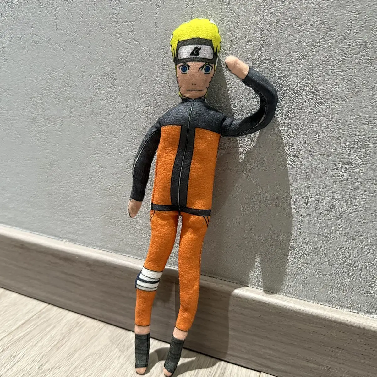 

28cm Naruto Shippuden Naruto Sasuke Stuffed Doll Twistable Shape Iro Skeleton Movable Limbs Plush Mouse Figure NFC Built-in Gift