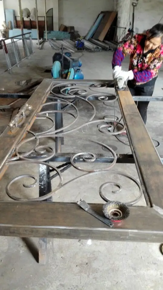 Customized Double Iron Door Black Modern Style Wholesale Price Handmade Iron Entry Doors