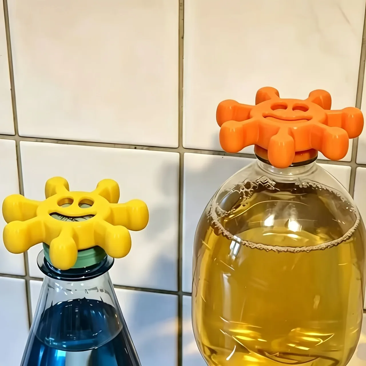 Smile Sunflower Bottle Opener, Household Portable Soda Drink Labor-saving Bottle Opener Cap Opener