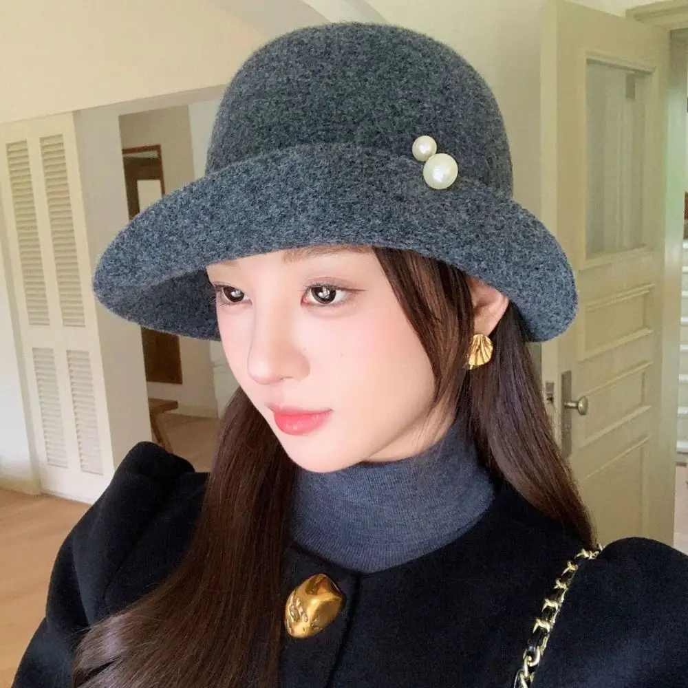 British Style Retro Wool Blend Fedoras Hat Pearl French Style Woolen Bucket Hat Elegant Curled Brim Wool Fisherman Hat Winter