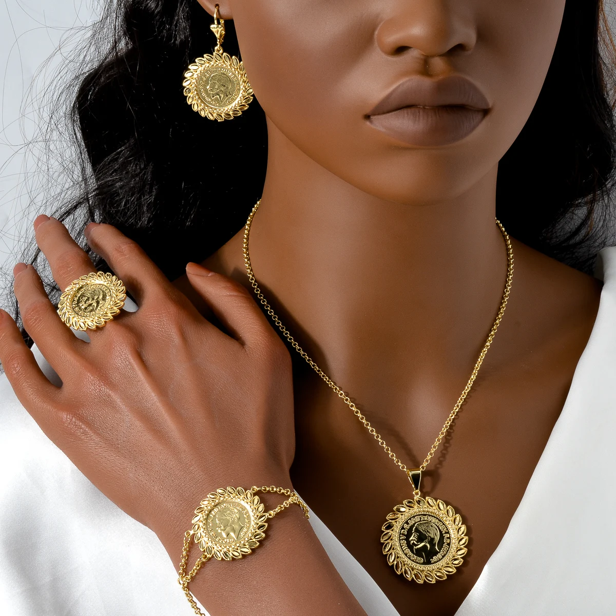Vintage Coin Medallion Jewelry Set 4Pcs 18K Gold Plated Portrait Pendant Necklace Bracelet Ring Drop Earrings Women Wedding Gift