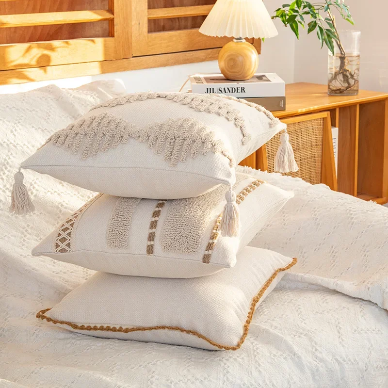Bohemia Woven Cushion Cover Handmade Tassels Patchwork Pillow Cover Decorative Oat Colored Geometric Tufted Pillowcase Home Sofa
