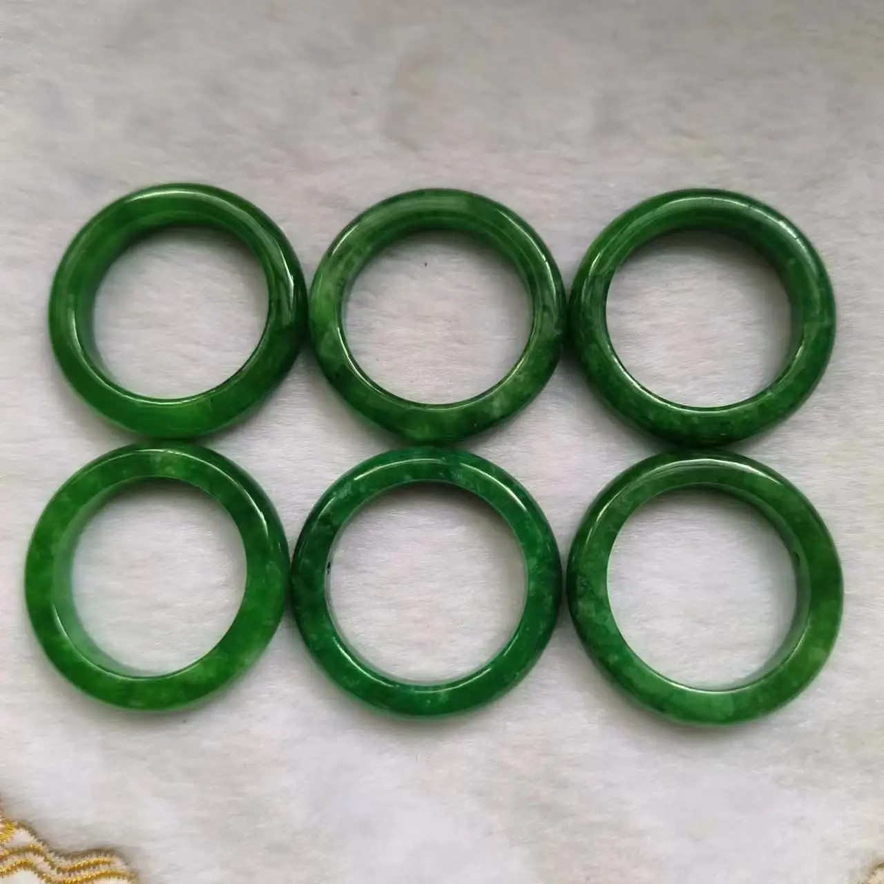 1pcs/lot Natural emerald Ring Pendant necklace ornaments dry sapphire luster diy accessories gem jewelry amulet folk-custom taki