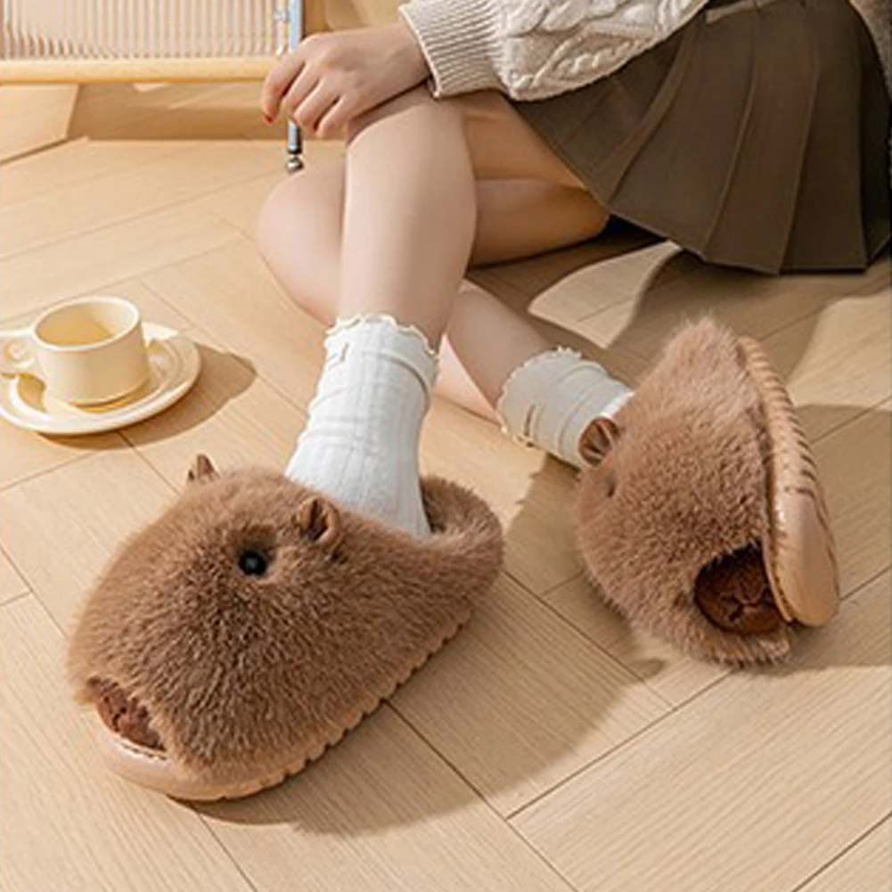 Plush Capybara Slippers Closed Toe Slippers Comfortable Furry Animal Slippers Non-Slip Fuzzy Capybara Slippers for Autumn Winter