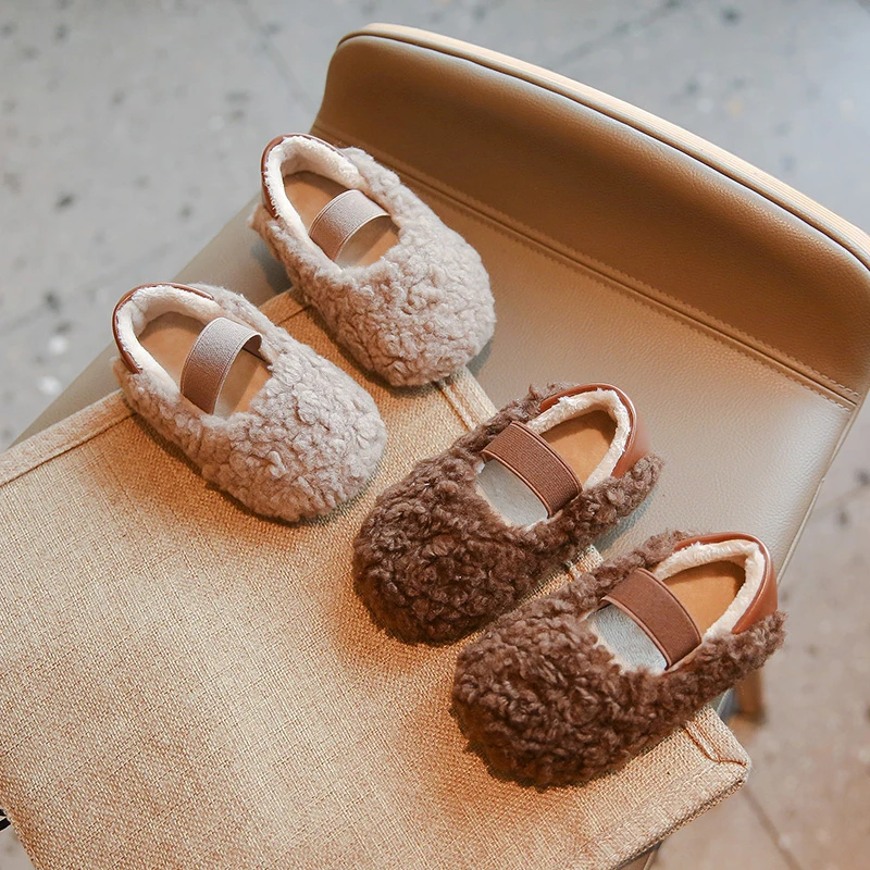 New Children's Casual Elastic Band Design Flat Shoes in 2025 Winter Light and Warm Girls Non-slip Comfortable Cotton Shoes.