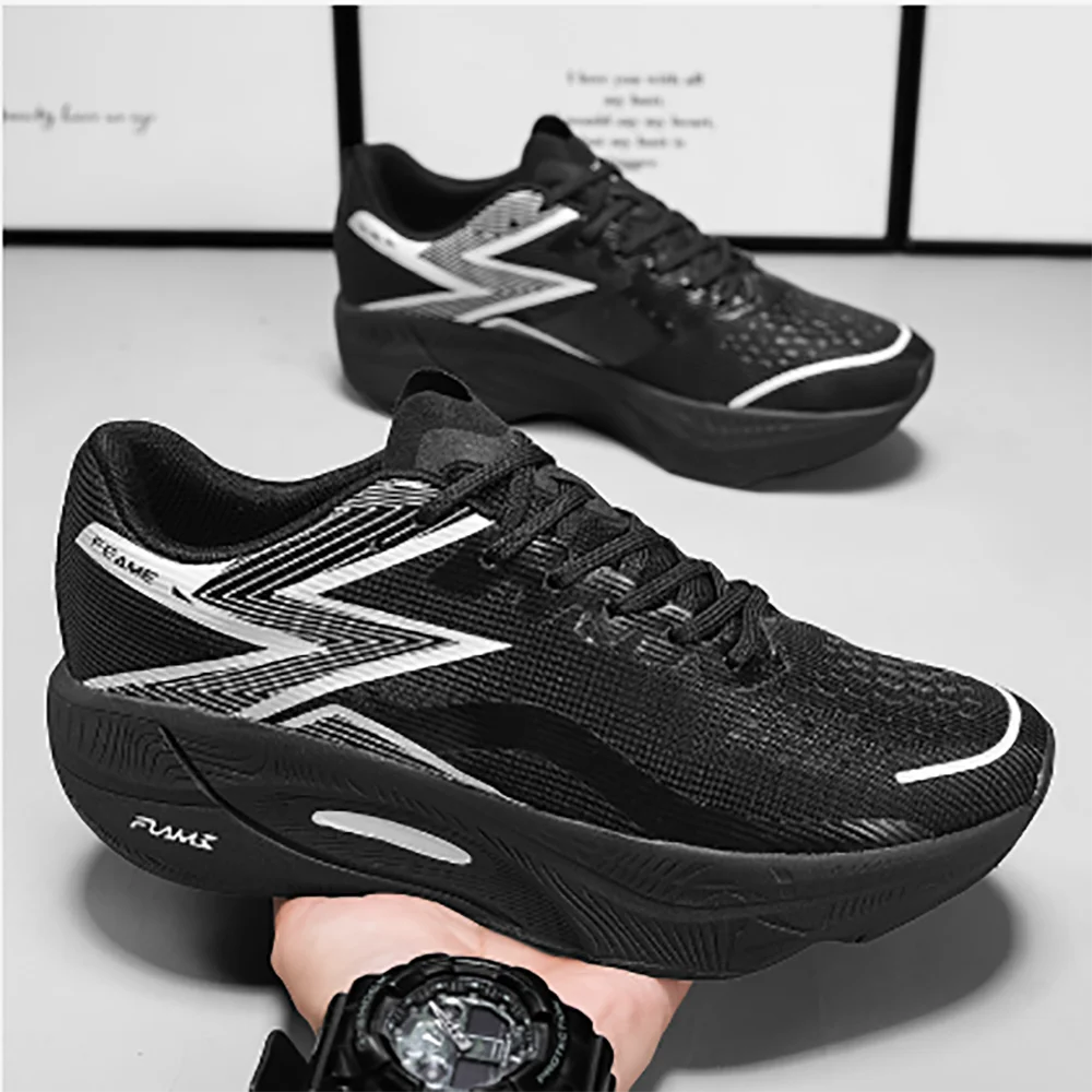 

Men's Casual and Comfortable Solid Color Wear-Resistant Jogging Shoes Breathable and Easy-To-Wear Sports Shoes Non-Slip