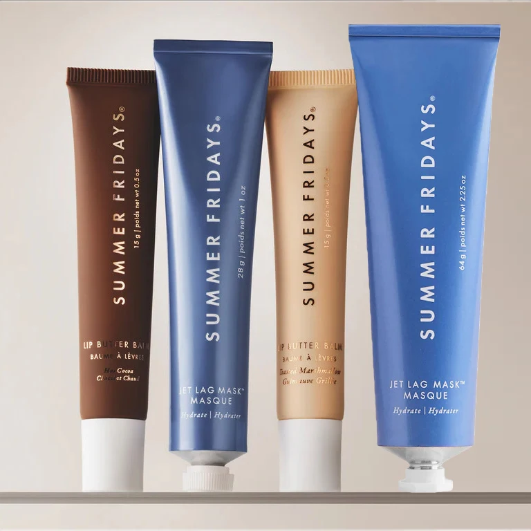 Summer Fridays The Holiday Trio Set bálsamo labial de mantequilla en cacao caliente tostado malvavisco Jet Lag máscara hidratante brillo de labios piel
