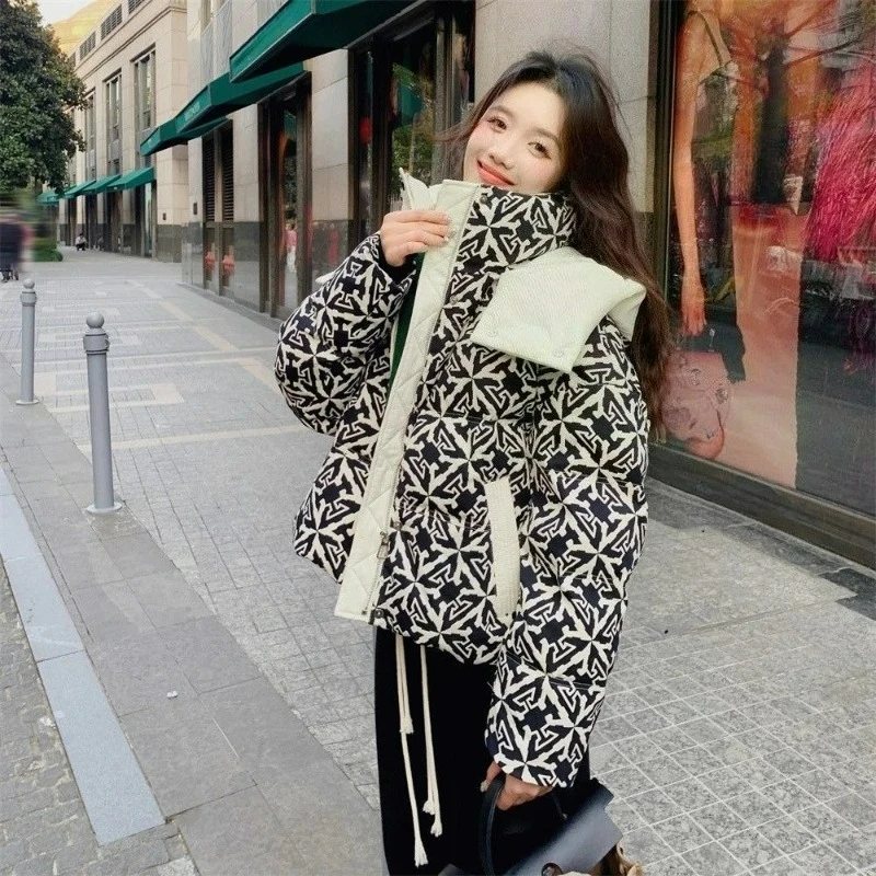 

Winter High Street New Top Women's Thermal Hooded Down Jacket Coat Fashionable and Good-looking Loose Coat Padded Jacket