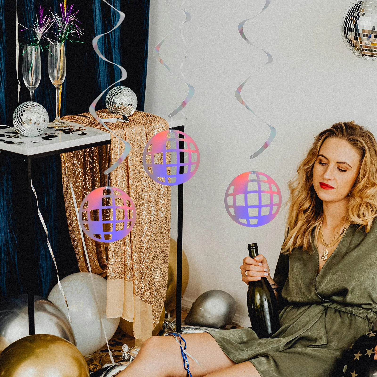 

30Pcs Disco Ball Hanging Swirls Holographic Spiral Pendants Retro Party Decorations Easy to Hang Long-Lasting Swirl Hanging
