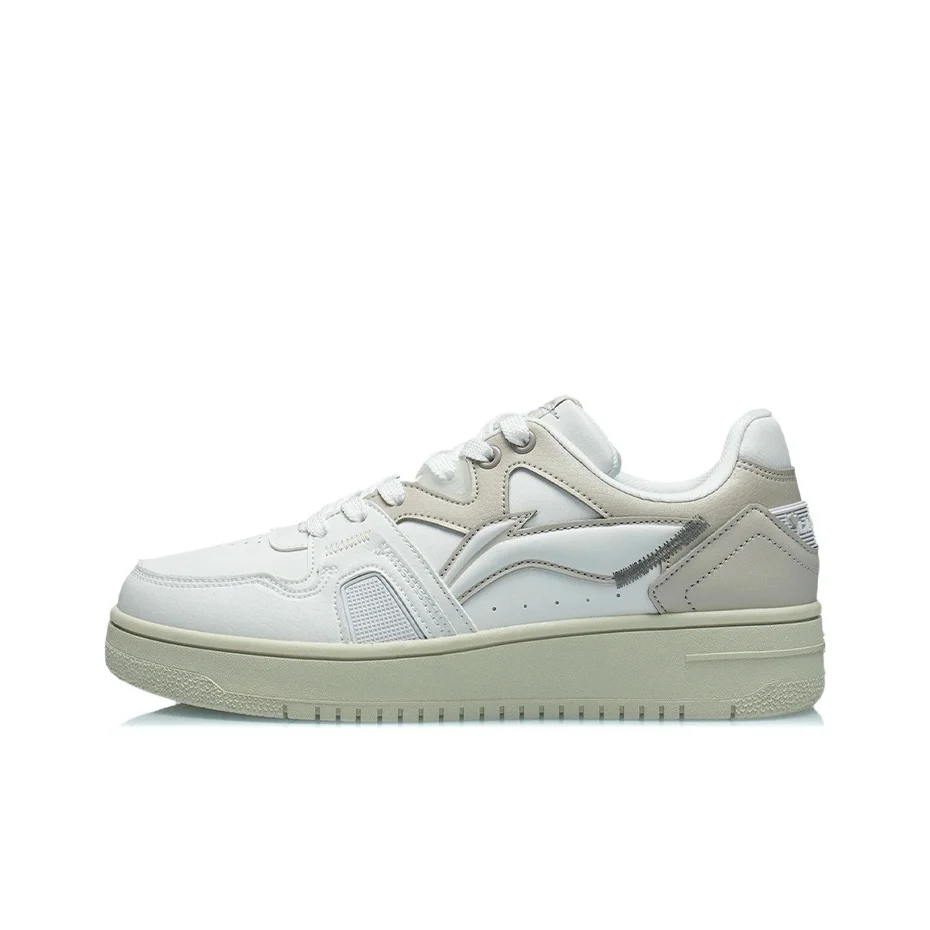 Li Ning Slip Resistant Abrasion Resistant Low top Skateboard Shoes Women's Champagne White AGCR466-3