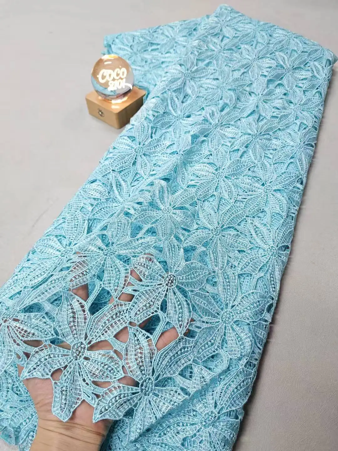 

2026 New High Quality African Nigerian Tulle Lace Fabric Sequins Embroidery French Guipure Party Dress Fabric for Sewing 5 Yards