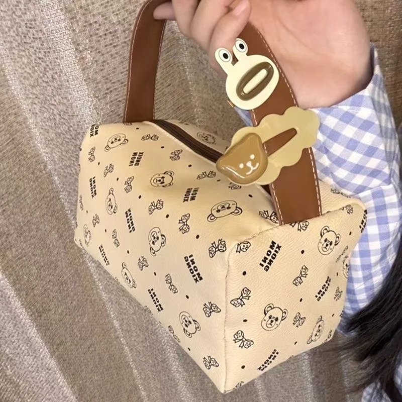 

Cartoon Bear Hand Cosmetic Bags Portable Women Storage Bags Gifts Portable Makeup Washing Bag