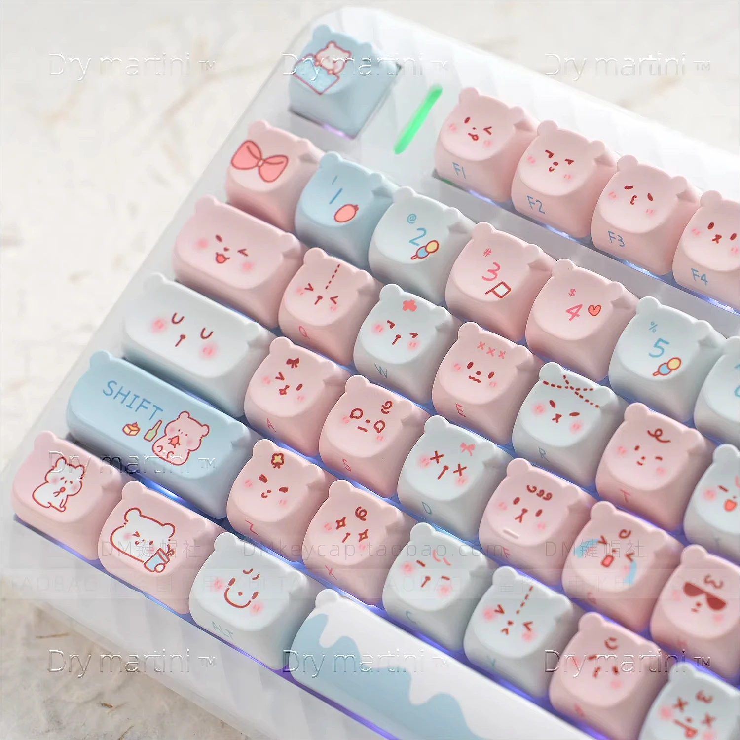 

Bear Ears Blue Pink Bear keycaps made of PBT with Heat Rise Technology are suitable for wooting and other mechanical keyboards.