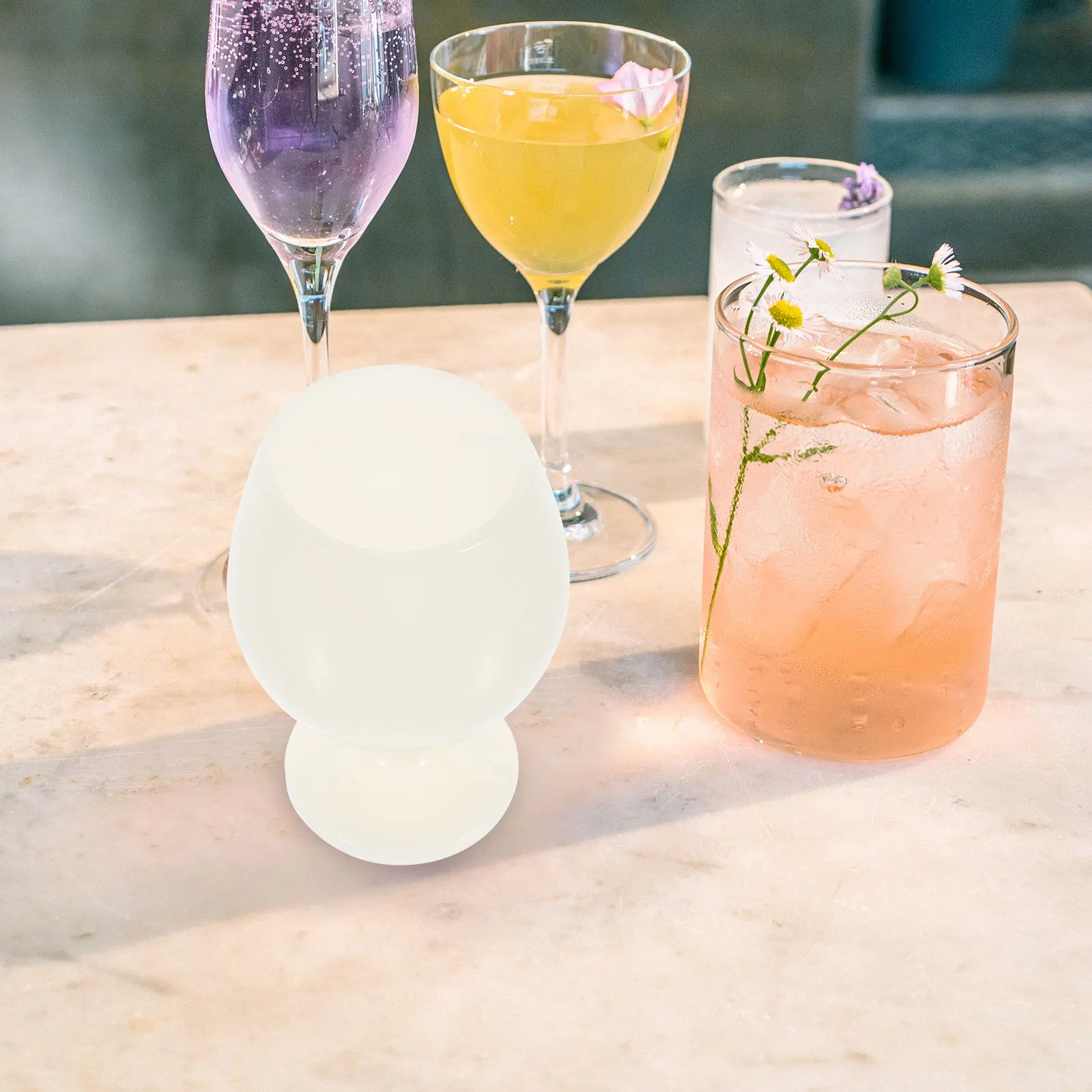 

2Pcs Silicone Household Wine Goblet Multi-Function Drink Cup Convenient Water Cup Party Home Accessory Wine Goblet