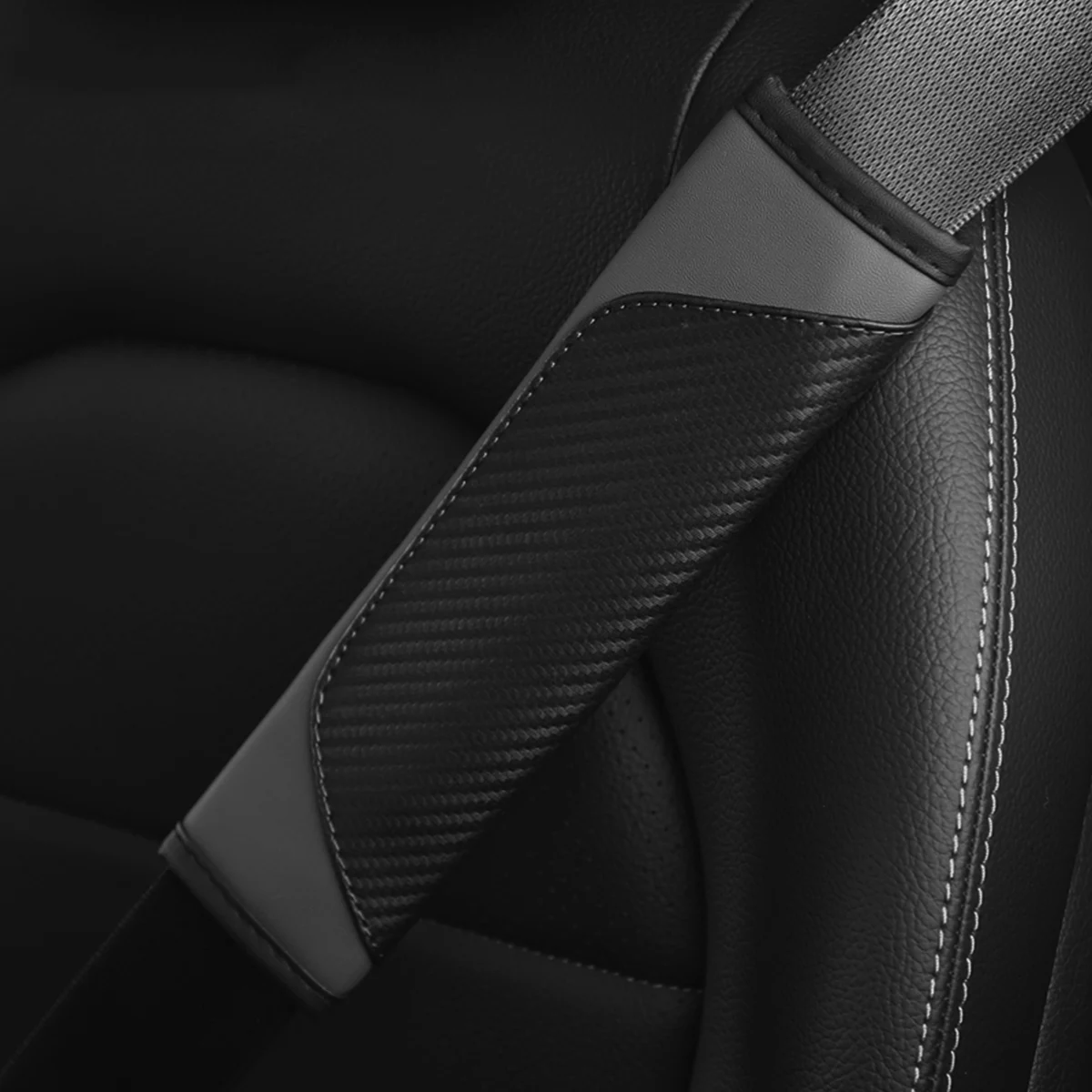 1 Set PU-Karbonfaser-Leder-Auto-Schultergurt-Dekoration für den Fahrzeuginnenraum, in verschiedenen Farben erhältlich – Detail 10