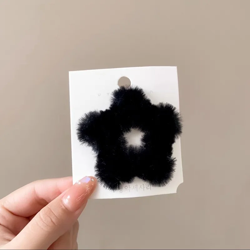 

Plush Hair Clip - Minimalist Beige Star Clip with Openwork Edges Girls' Hair Accessory Hairpin