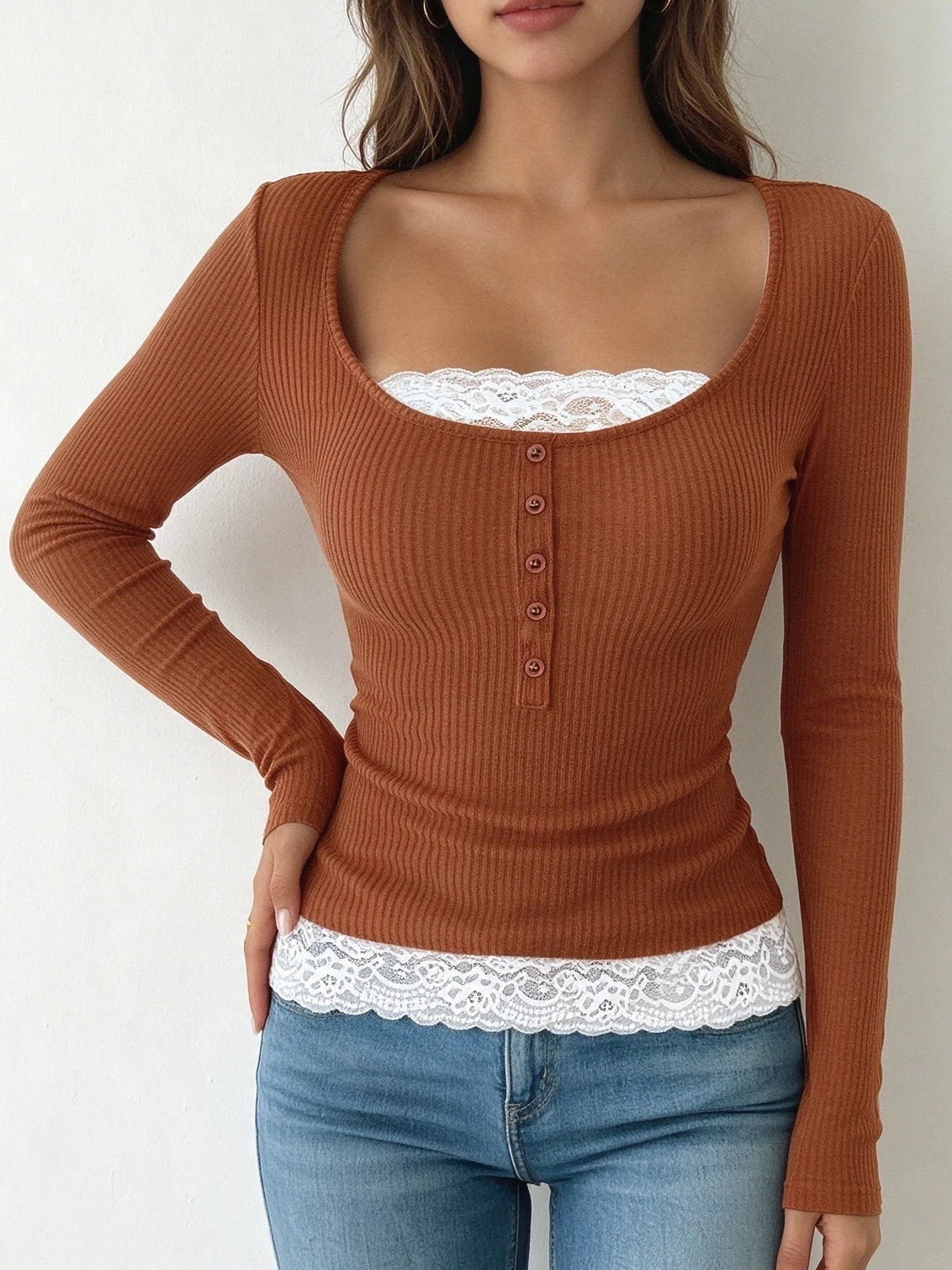 Maglietta a maniche lunghe da  - Embellish Knit recensione e prezzo