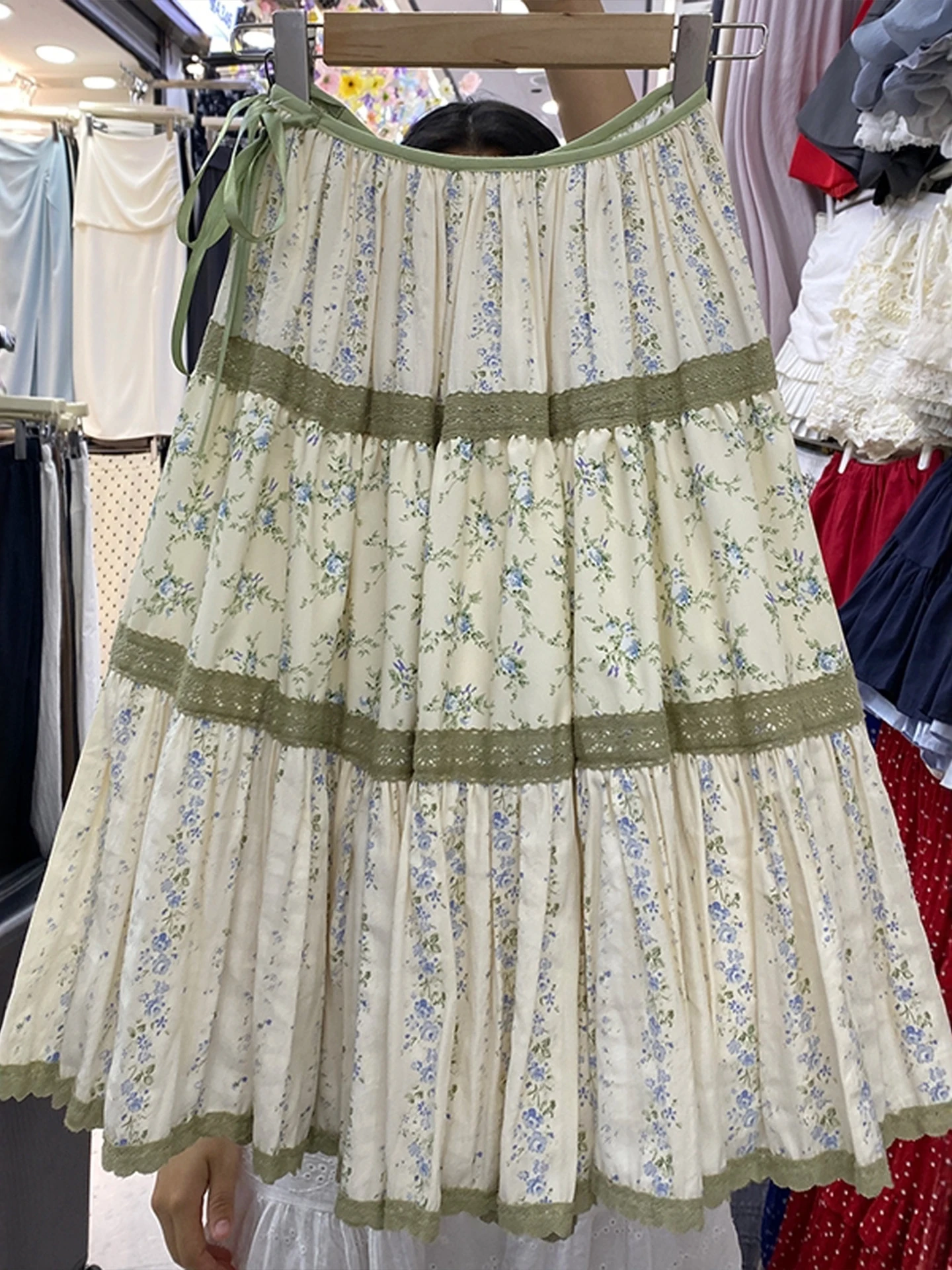 

Ретро-юбка миди А-силуэта с цветочным кружевом и бантом, женская, весенняя новинка, корейский стиль, стандартный крой